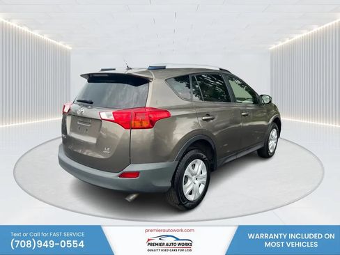 Used 2013 Toyota RAV4 LE AWD/4WD image 4