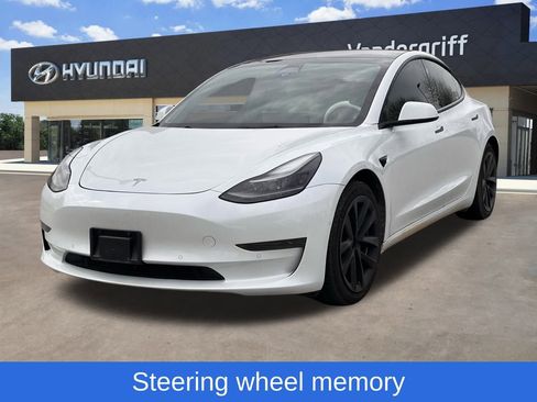 Used 2021 Tesla Model 3 Standard Range Plus image 4