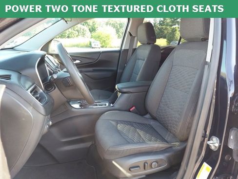 Used 2020 Chevrolet Equinox LT image 3