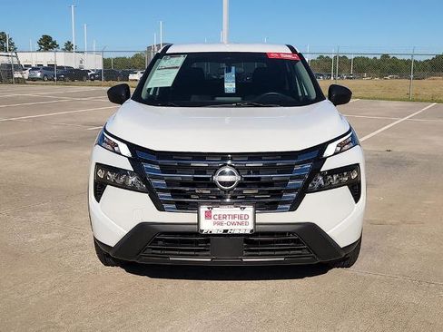 Certified 2024 Nissan Rogue S image 9