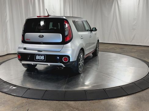 Used 2018 Kia Soul ! image 9