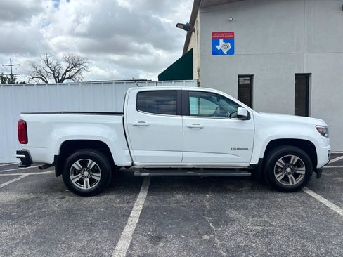 Used 2016 Chevrolet Colorado LT w/ LT Convenience Package RWD image 11