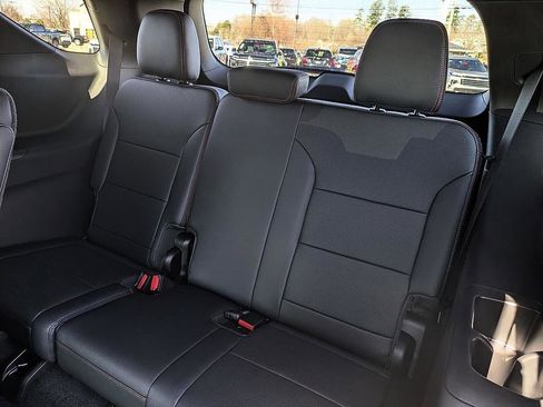 New 2026 Chevrolet Traverse RS image 28