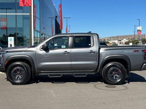 New 2026 Nissan Frontier PRO-4X w/ Pro-4x Convenience Package image 7