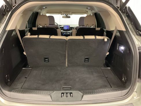 Used 2020 Ford Explorer Limited AWD/4WD image 9