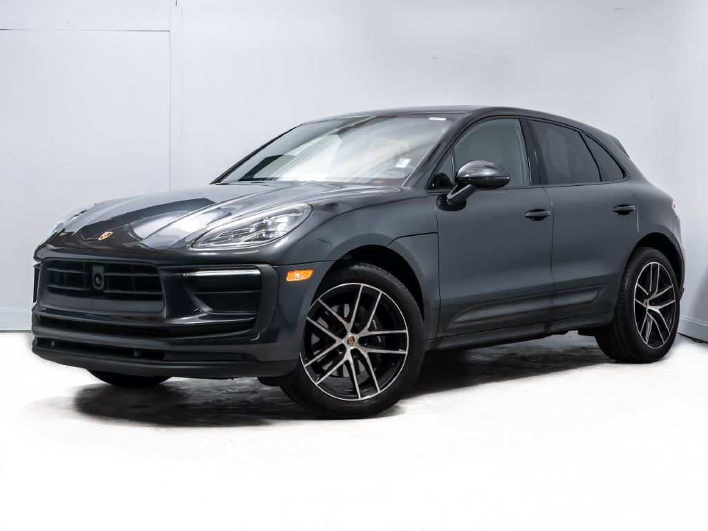 Used 2023 Porsche Macan AWD/4WD image 1