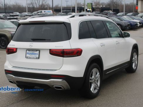 Used 2023 Mercedes-Benz GLB 250 4MATIC w/ Premium Package image 5