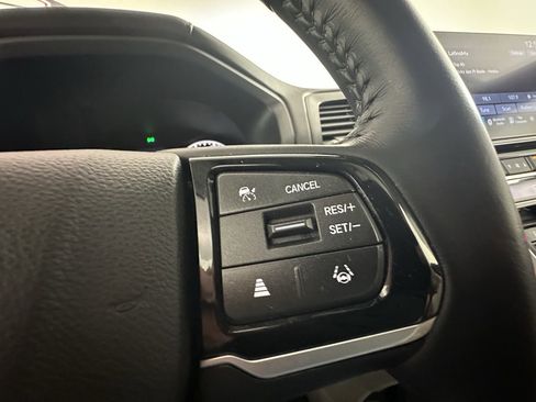 Used 2025 Honda Odyssey EX-L image 31