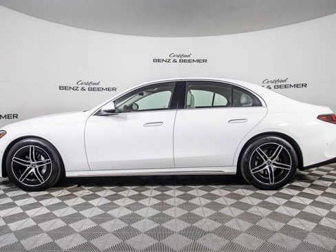 Used 2024 Mercedes-Benz E 350 4MATIC Sedan image 9