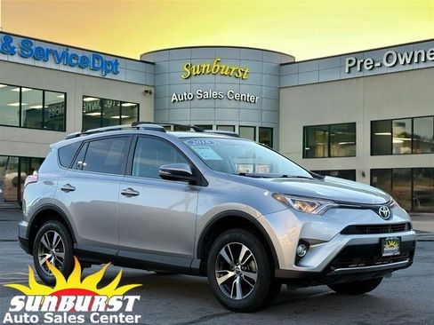 Used 2016 Toyota RAV4 XLE image 1