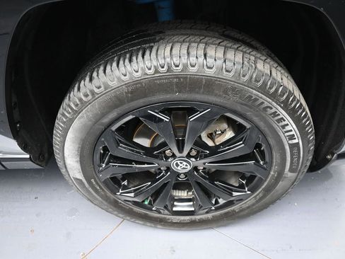 Certified 2022 Toyota RAV4 XSE AWD/4WD image 13