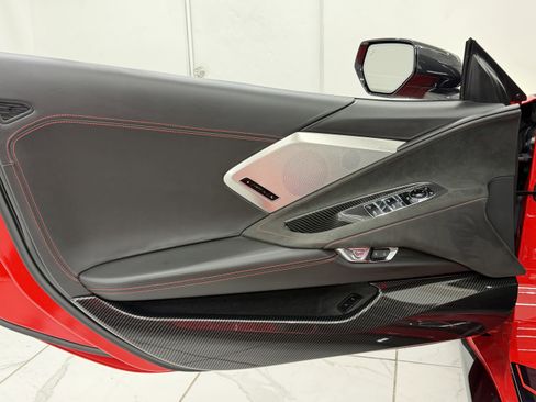 Used 2021 Chevrolet Corvette 3Lt w/ Z51 Performance Package image 26