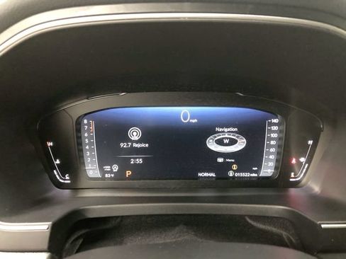 Used 2025 Honda Pilot Black Edition image 17