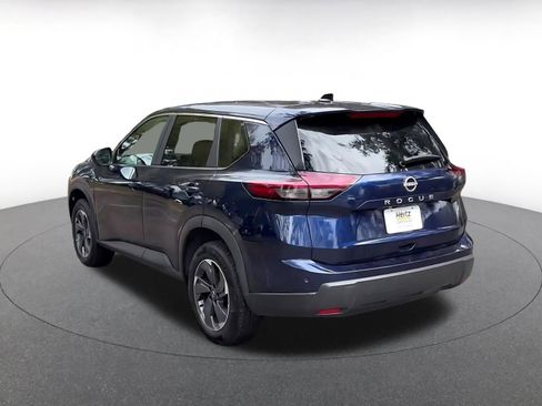 Used 2025 Nissan Rogue SV image 22