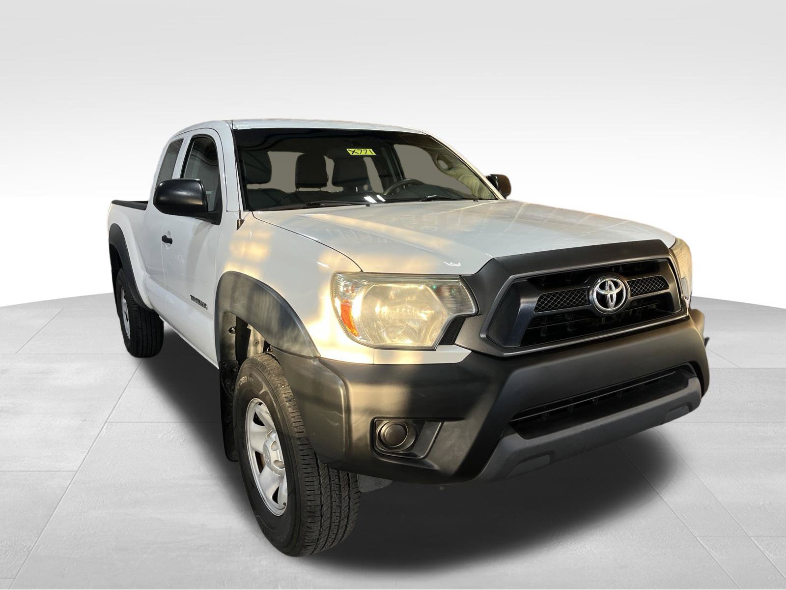 Used 2014 Toyota Tacoma PreRunner RWD image 3