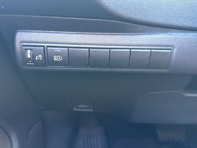Used 2024 Toyota Corolla LE FWD image 29