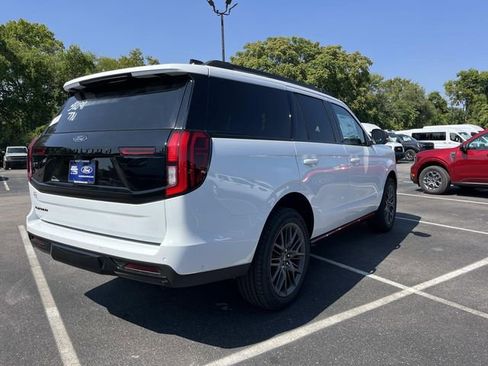 New 2025 Ford Expedition Platinum w/ Stealth Performance Package image 3