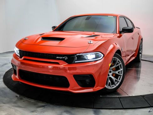 Used 2023 Dodge Charger SRT Hellcat image 5
