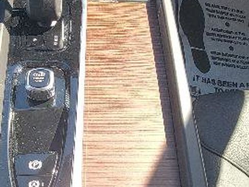 Used 2023 Volvo XC60 B5 Plus w/ Climate Package image 20