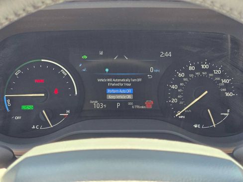 Certified 2026 Toyota Sienna XLE FWD image 27