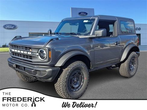 New 2025 Ford Bronco 2-Door w/ Sasquatch Package image 1