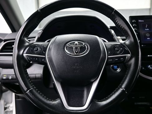 Used 2023 Toyota Camry XLE FWD image 25