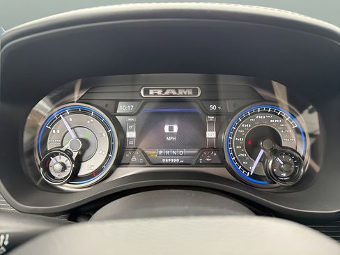 Used 2021 RAM 1500 Limited w/ Body Color Bumper Group image 17