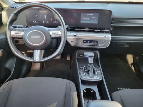 Used 2024 Hyundai Kona SEL image 23