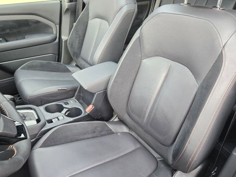 Used 2025 Subaru Forester Touring image 25