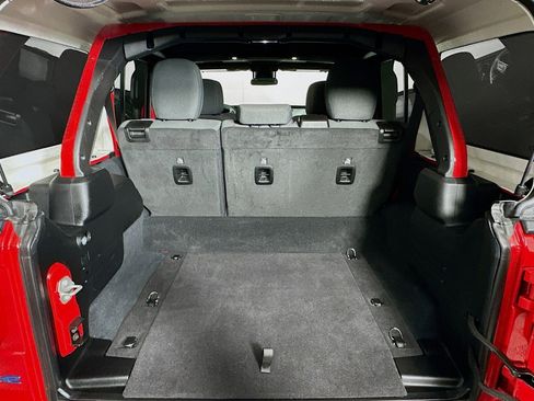 Used 2024 Jeep Wrangler Willys image 22