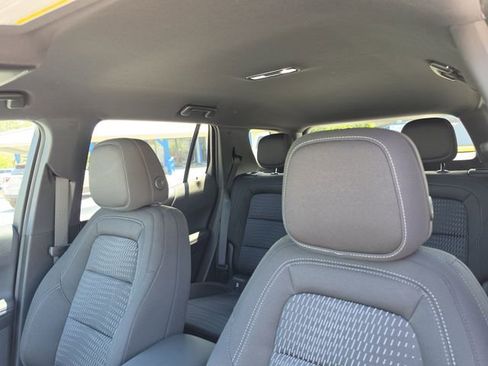 New 2026 Chevrolet Equinox LT w/ Safety and Technology Package FWD image 21