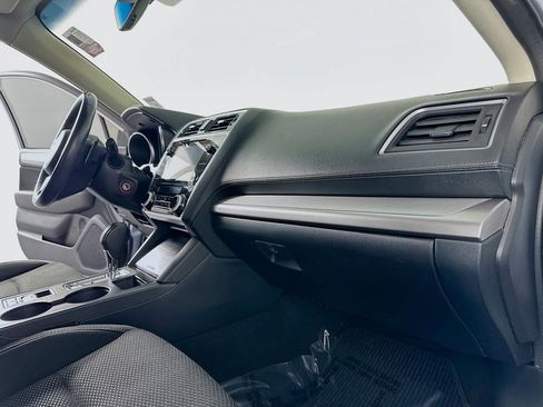 Used 2019 Subaru Outback 2.5i Premium image 28