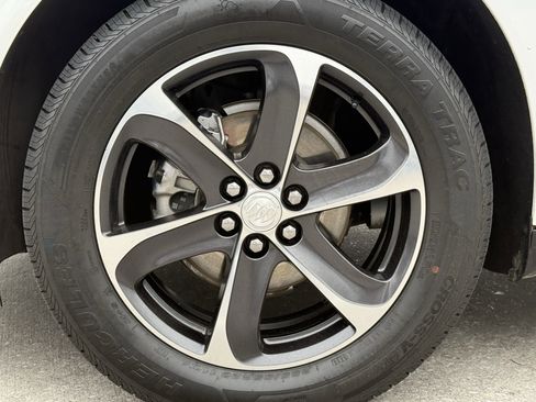 Used 2020 Buick Enclave Essence w/ Sport Touring Edition image 12