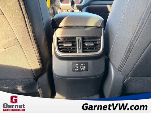 Used 2024 Subaru Outback Premium image 30