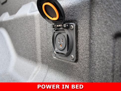 New 2026 GMC Canyon Elevation w/ Convenience Package image 8