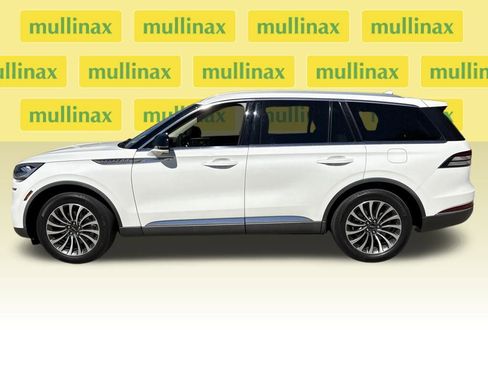 Used 2022 Lincoln Aviator Reserve w/ Elements Package Plus image 12