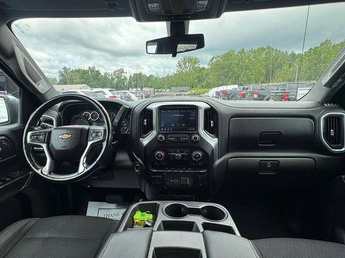 Used 2019 Chevrolet Silverado 1500 LT w/ All-Star Edition AWD/4WD image 7
