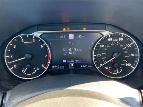 Used 2024 Nissan Altima 2.5 SL image 13