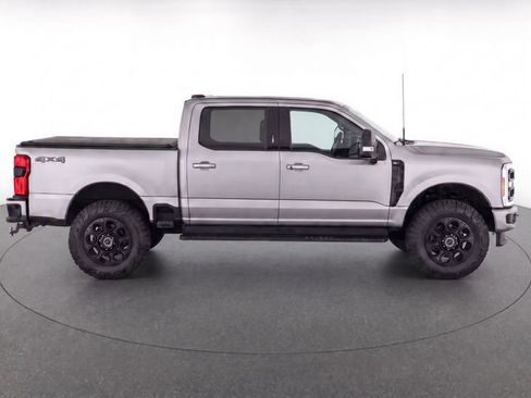 Used 2023 Ford F250 XLT w/ Black Appearance Package AWD/4WD image 8