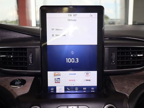 Used 2020 Ford Explorer Platinum w/ Premium Technology Package AWD/4WD image 26