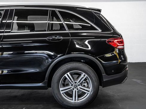 Used 2020 Mercedes-Benz GLC 300 4MATIC image 13