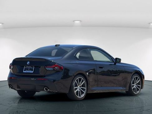 Used 2025 BMW 230i Coupe w/ Convenience Package RWD image 7