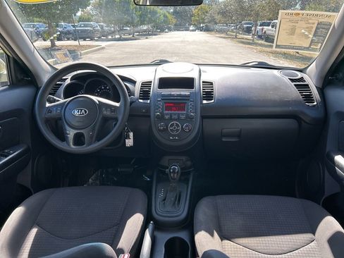 Used 2013 Kia Soul image 40