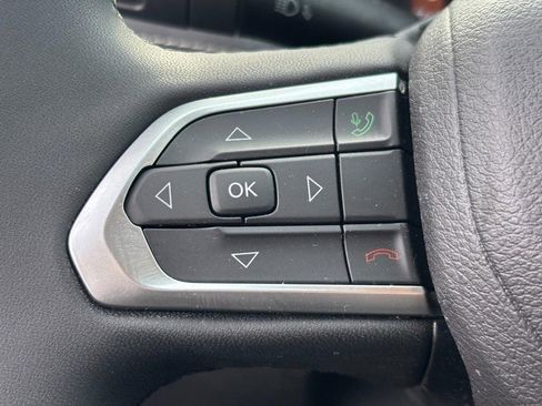 Used 2022 Jeep Compass Altitude image 17