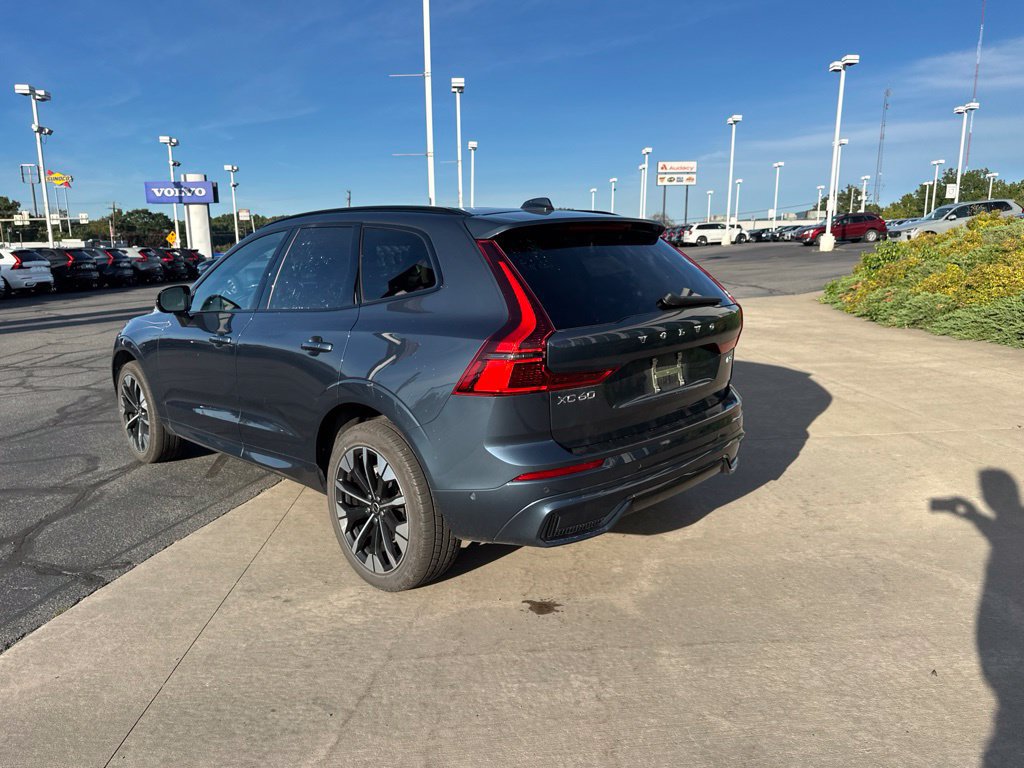 Used 2026 Volvo XC60 B5 Plus AWD/4WD image 7