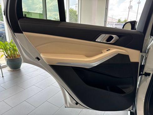 Used 2022 BMW X5 sDrive40i RWD image 45