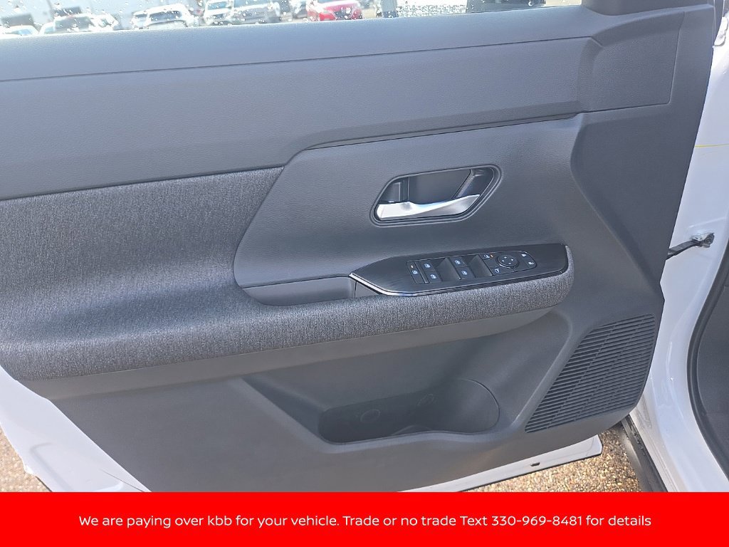 New 2027 Nissan Kicks SV w/ SV Premium Package AWD/4WD image 10