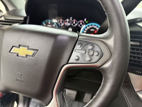 Used 2017 Chevrolet Suburban Premier AWD/4WD image 21
