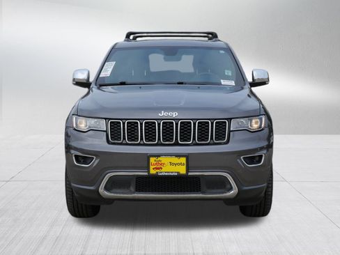 Used 2017 Jeep Grand Cherokee Limited w/ Trailer Tow Group IV AWD/4WD image 2