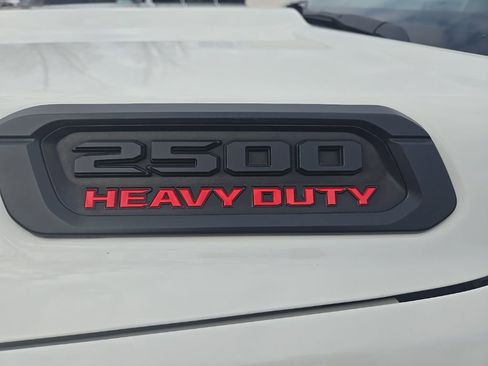 Used 2022 RAM 2500 Laramie w/ Night Edition image 40